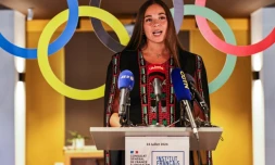La nageuse américano-palestinienne Valerie Tarazi, le 14 juillet 2024 à Ramallah, lors d'une cérémonie pour le départ de la délégation palestinienne aux JO de Paris