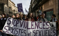 Une manifestation pour condamner les violences sexistes et sexuelles à l'encontre des femmes à Bordeaux, le 23 novembre 2024