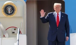 Le président américain Donald Trump à son arrivée à l'aéroport de Kuala Lumpur en Malaisie à bord dAir Force One le 26 octobre 2025