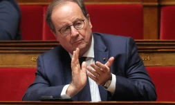 Le député et ancien président de la République François Hollande participe à une séance de questions au gouvernement à l'Assemblée nationale, le 30 juin 2026 à Paris