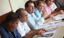 Mercredi 8 Septembre 2010

Conférence de presse de la FRBTP et l'intersyndicale du BTP