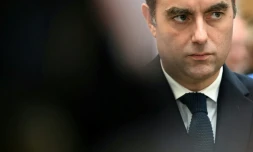 Le Premier ministre Sébastien Lecornu, le 11 octobre 2025 à l'Haÿ-les-Roses, dans le Val-de-Marne