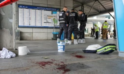 Les services de sécurité israéliens déployés après une meurtrière attaque au couteau à Haïfa, dans le nord d'Israël, le 3 mars 2025