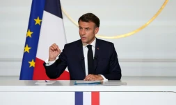 Le président Emmanuel Macron au Palais de l'Elysée à Paris, le 13 juin 2025