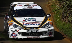 Dimanche 13 Septembre 2010

Rallye des 1000kms photo image- reunion.re