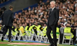 L'entraîneur italien Carlo Ancelotti lors d'un match du Real Madrid contre le Deportivo Alaves au stade Santiago Bernabeu à Madrid, le 14 mai 2024