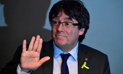 Photo archive du 7 avril 2018 montrant le leader indépendantiste catalan Carles Puigdemont au cours d'une conférence de presse à Berlin