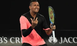 L'Australien Nick Kyrgios exulte après sa victoire face au Français Jo-Wilfried Tsonga au 3e tour de l'Open d'Australie, le 19 janvier 2018