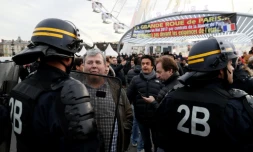 Des forains venus soutenir Marcel Campion le 24 novembre 2016 place de la Concorde à Paris