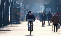 La municipalité espère que les citoyens, en prenant conscience de la pollution dans leur quartier, changeront leur comportement, en faisant davantage de vélo ou en pratiquant le covoiturage