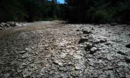 La rivière de Salindres, dan le sud-est de la France, totalement asséchée, le 17 juin 2022