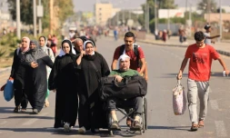 Des Palestiniens fuient la ville de Gaza vers le sud, le 7 novembre 2023