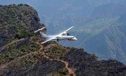 Mercredi 20 Octobre 2010

Le Dash 8, avion bombardier d'eau, au Maïdo (Photo Thomas Campeaux)