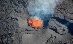 Mercredi 20 Octobre 2010

 Eruption du Piton de la Fournaise photo Emmanuelle Villeuneuve