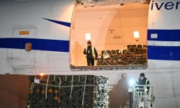 Livraison d'équipement militaire américain à l'aéroport de Kiev, en Ukraine, le 25 janvier 2022