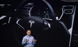 Un dirigeant de Tesla, Robin Ren, le 28 avril 2016 à Pékin 