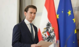 Le chancelier autrichien Sebastian Kurz à son arrivée à la conférence de presse où il annonce sa démission, à Vienne, le 9 octobre 2021
