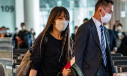 L'ancienne princesse Mako à l'aéroport de Tokyo-Haneda le 14 novembre 2021 