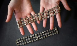 Deux bracelets appartenant à la reine Marie-Antoinette présentés à Genève, le 6 septembre 2021, avant une mise aux enchères publiques par Christie's en novembre