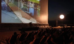 Mercredi 3 novembre 2010 - projection de &quot;Comme un torrent&quot; sur la plage des Brisants à Saint-Gilles-les-Bains (Photos : Julie Fioretti)