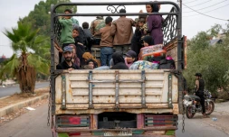 Des membres de tribus bédouines évacués de Soueida, dans le sud de la Syrie, le 21 juillet 2025