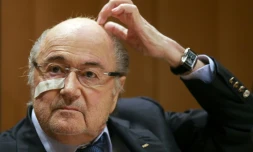 Joseph Blatter, suspendu 8 ans par la Fifa de toute activité footballistique, en conférence de presse, le 21 décembre 2015 à Zurich