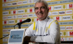 Le nouvel entraßneur du FC Nantes, Raymond Domenech, lors de sa conférence de presse aprÚs sa nomination, le 31 décembre 2020 à La Beaujoire