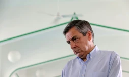 François Fillon, le 13 février 2017 à la mosquée Noor al-Islam de Saint-Denis à La Réunion