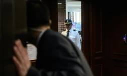 Des gardes de sécurité au consulat sud-coréen à Hong Kong, le 28 juillet 2016