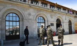 Des militaires de l'opération "Sentinelle" en patrouille, le 19 mai 2018 à Marseille