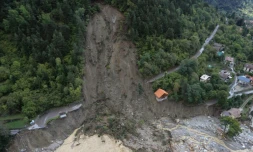 Route coupée par un éboulement à Saint-Martin-Vésubie, le 3 octobre 2020