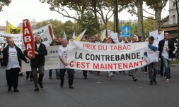 Manifestation de buralistes entre le ministère de la Santé et l'Assemblée nationale à Paris, le 4 octobre 2017 à Paris