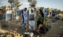 Mémorial pour les victimes du festival de musique Nova tuées pendant l'attaque du Hamas sur Israël le 7 octobre 2023, le 6 octobre 2025 à Reïm dans le sud d'Israël
