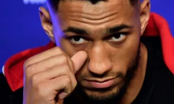 Tony Yoka lors d'une conférence de presse à Paris le 6 avril 2018