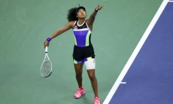 La Japonaise Naomi Osaka au service, le 8 septembre 2020 à New York