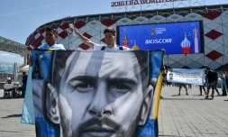 Des supporteurs de l'Argentine et de Lionel Messi avant le match contre l'Islande, le 16 juin 2018 à Moscou