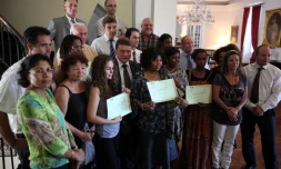 Mercredi 1er décembre 2010

Remise du Prix de la vocation scientifique et technique des filles et à la signature d'un contrat pour la mixité des emplois avec la Sbtpc

(Photo Marie Trouvé)