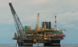 Une plateforme pétrolière de la compagnie Petrobras, le 7 décembre 2015 dans le bassin d'Espirito Santo au Brésil
