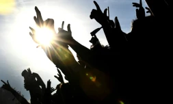 Des spectateurs lors de concerts au Festival des Vieilles Charrues, le 15 juillet 2017 à Carhaix-Plouguer