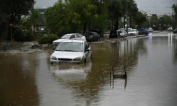 Une route inondée dans la ville de Volos, dans le centre de la Grèce, le 6 septembre 2023