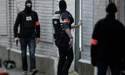 Opération de la police belge, le 15 mars 2016 dans le quartier de Forest, à Bruxelles