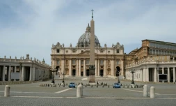 La basilique Saint-Pierre au Vatican, le 17 mai 2020