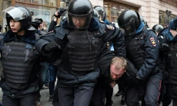 Arrestation de manifestants d'opposition, le 2 avril 2017 à Moscou