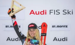 l'Américaine Mikaela Shiffrin a créé la sensation en remportant la descente de St-Moritz, sa 91e victoire en Coupe du monde le 9 décembre 2023 en Suisse