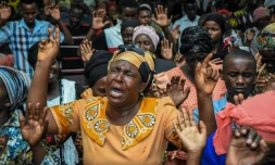 Des fidèles pendant une prière à Dar es Salaam, le 1er janvier 2020