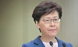La dirigeante de l'exécutif de Hong Kong, Carrie Lam, tient une conférence de presse, le 9 juillet 2019 au siÚge de son gouvernement
