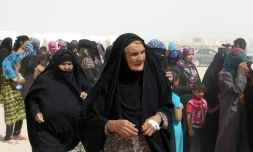 Des familles irakiennes dans un camp de réfugiés  le 6 juin 2016 à Amriyat al-Fallujah