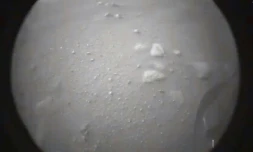 Photo fournie par la Nasa prise à partir du rover Perseverance à son arrivée sur Mars, le 18 février 2021