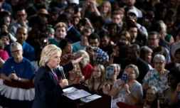 La candidate démocrate à la Maison Blanche Hillary Clinton en meeting le 6 septembre 2016 à Tampa en Floride