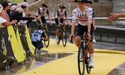 Le Slovène Tadej Pogacar lors de la présentation de l'équipe UAE pour le Tour de France à Bilbao (Espagne) le 29 juin 2023